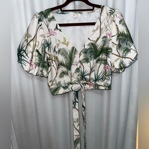 Puff Sleeve Tie Print Crop Top Size M